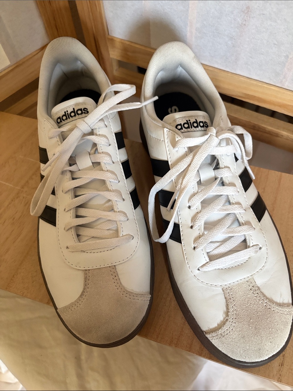 Adidas White and Black Low-Profile Leather Sneakers Size 9.5